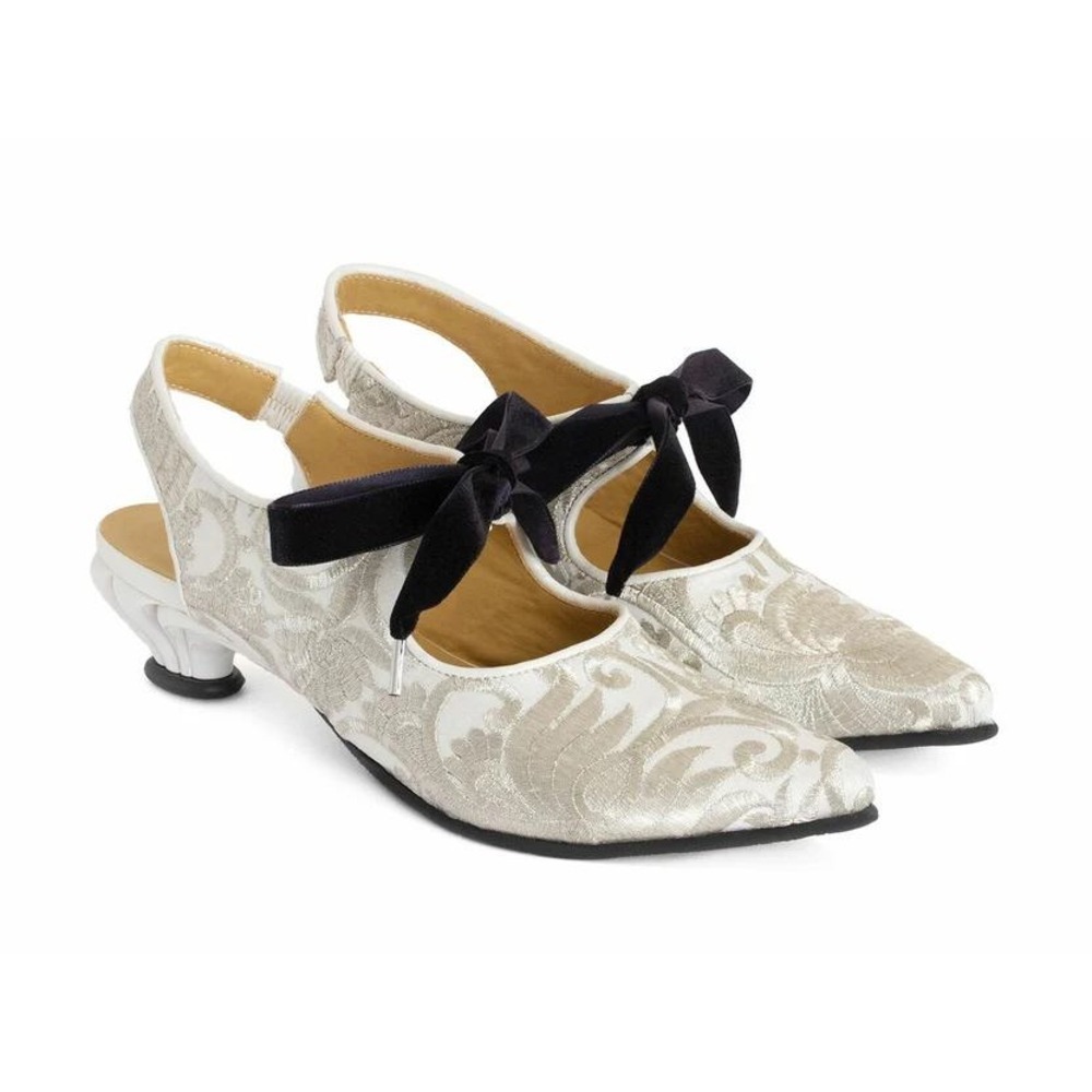 John Fluevog Ficta Kitten Heels 9.5 White Silver Floral Embroidery Slingback